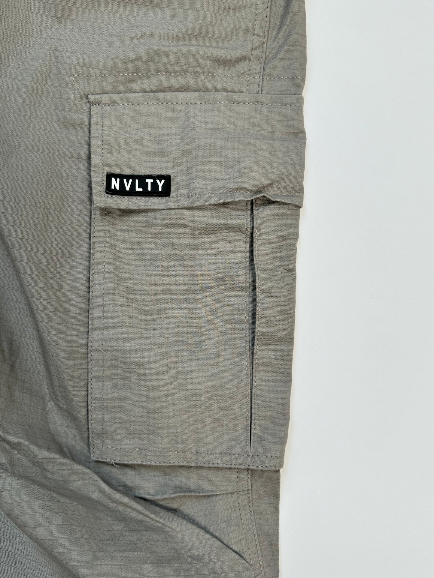 NVLTY VINTAGE GREY CARGO TROUSER