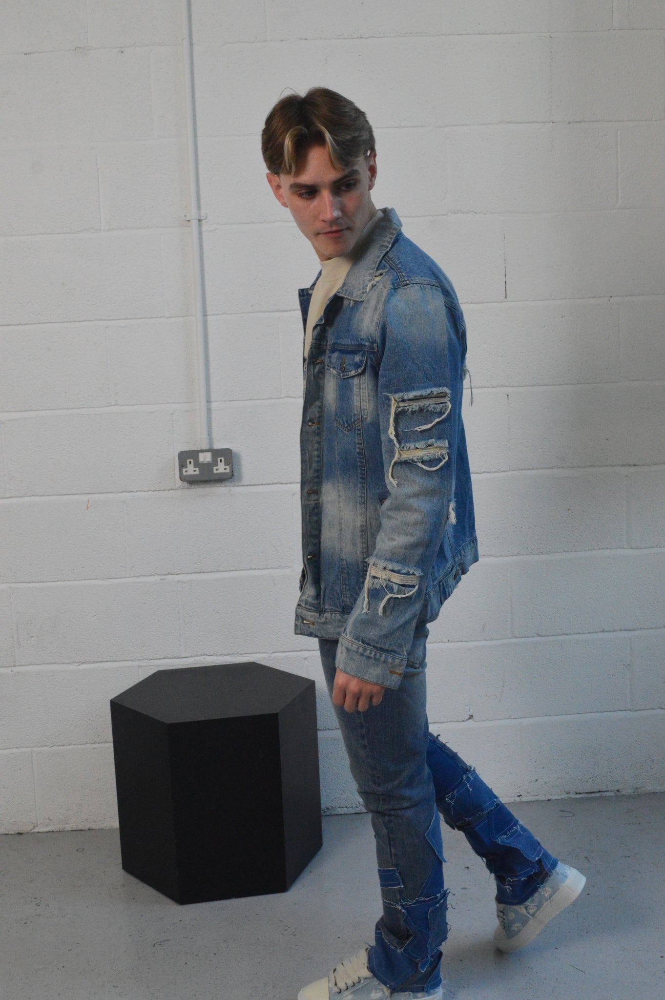 NVLTY DENIM JACKET